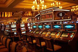 teguh777 Fortune Tiger slot on mobile phone screen with spin button and balance display